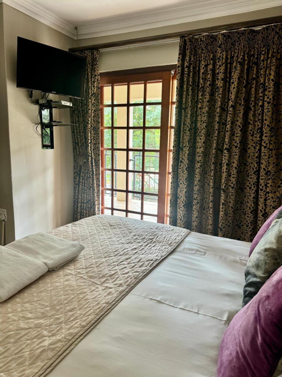 Muckleneuk Guest House Pretoria Exterior photo